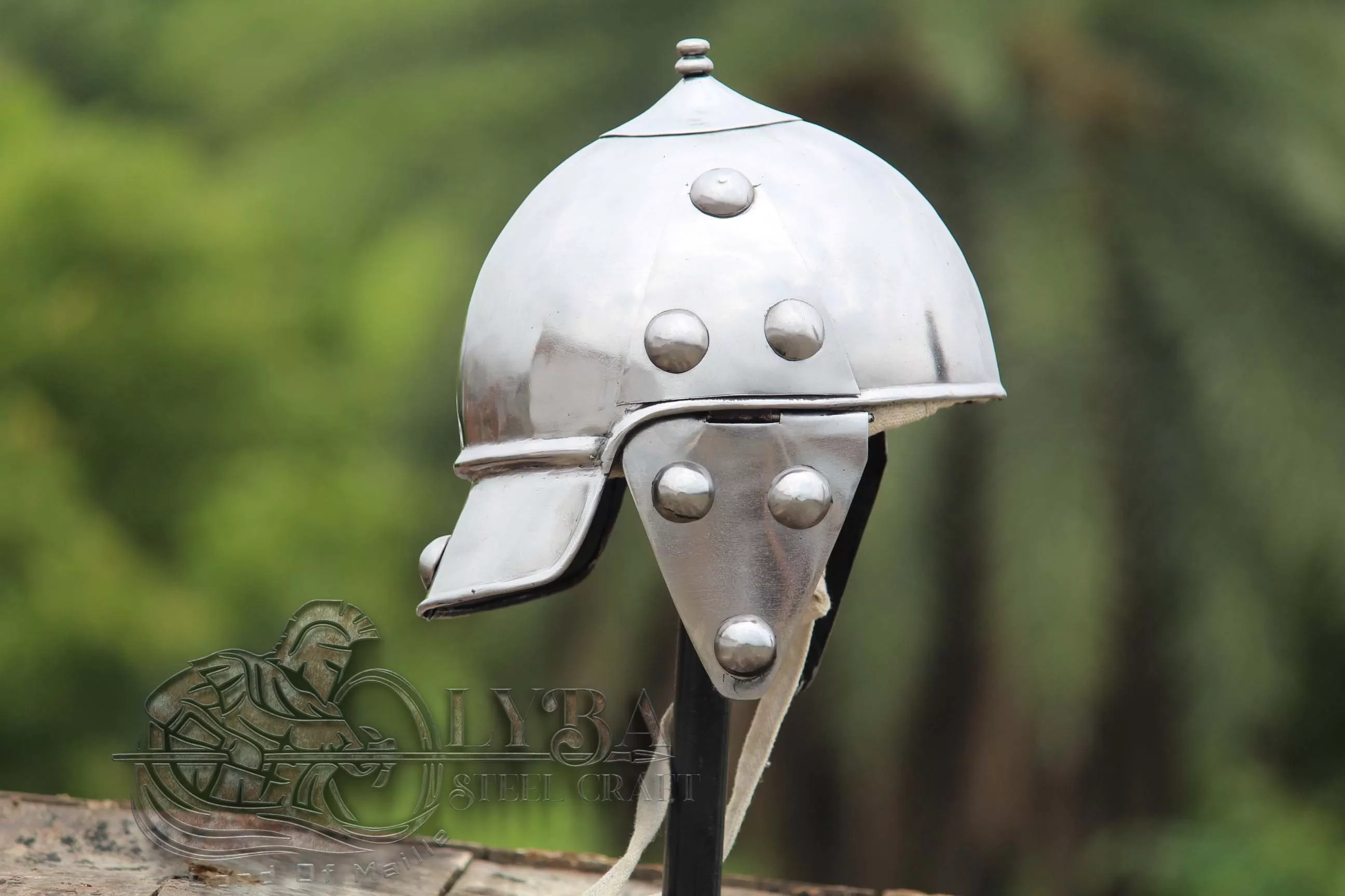 Batina Celtic Helmet, Helm from circa 200 BC