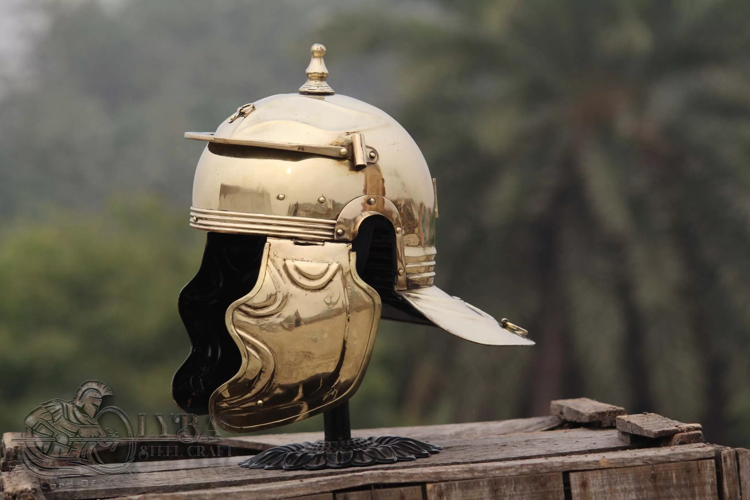 Roman Gallic ”I” Acquinicum Helm – 18 Gauge Brass