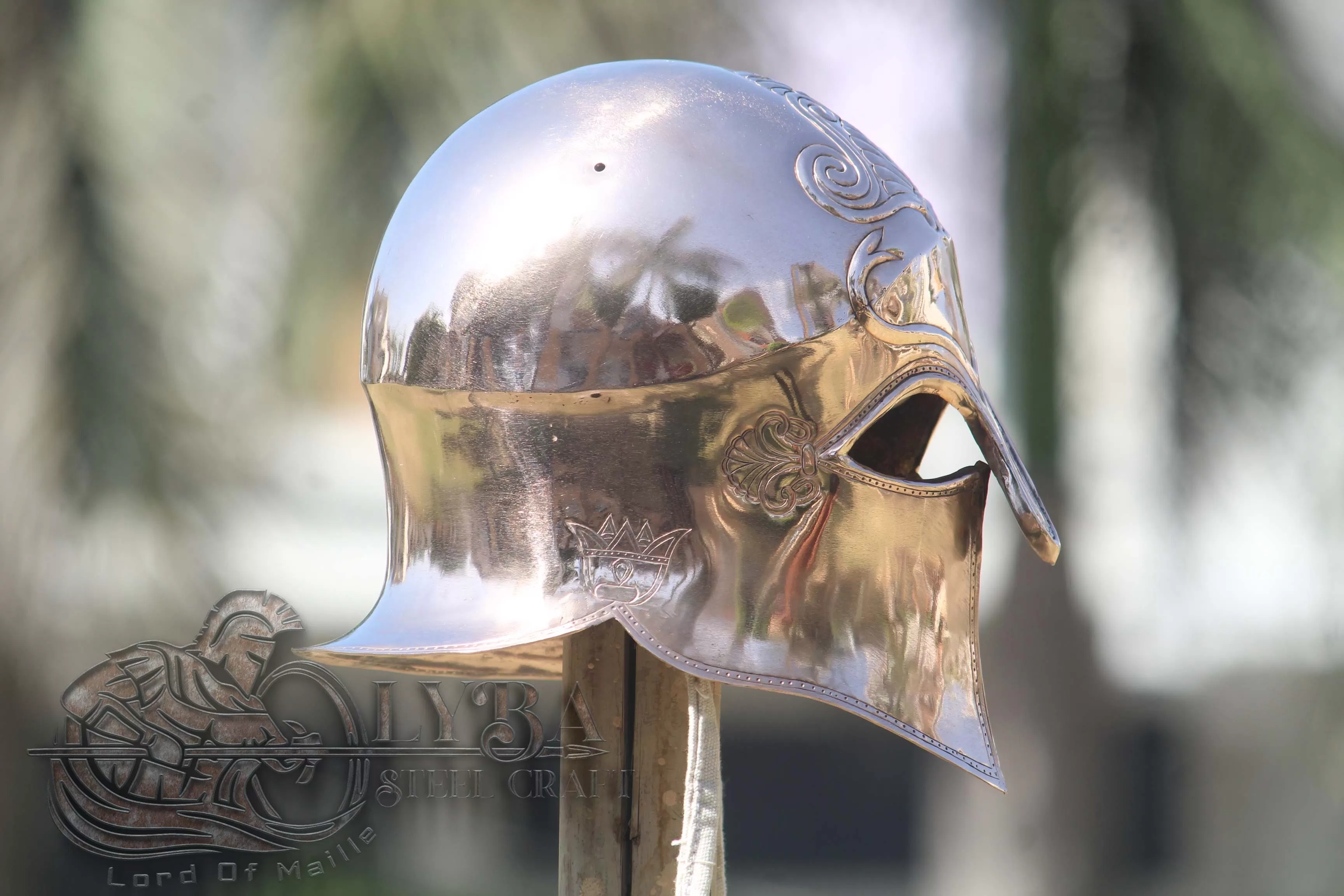 CORINTHIAN BRONZE HELMET CIRCA LATE 6TH CENTURY B.C. MADE OF 1.2MM Bronze